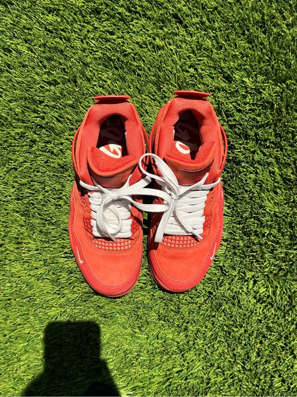 Jordan Retro 4 Sneakers in Red with White Laces